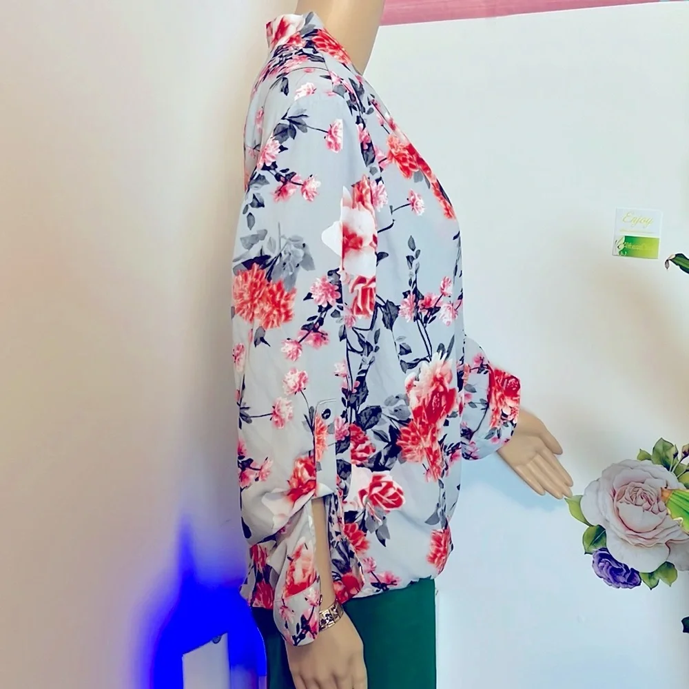Alfani Blouse - Picture 2 of 9